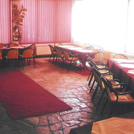 Hotel Utr Jagnjilo 1986 Raška Exterior foto